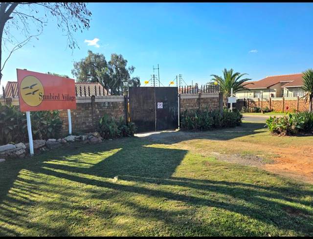 2 BEDROOM TOWNHOUSE FOR SALE IN ELSPARK